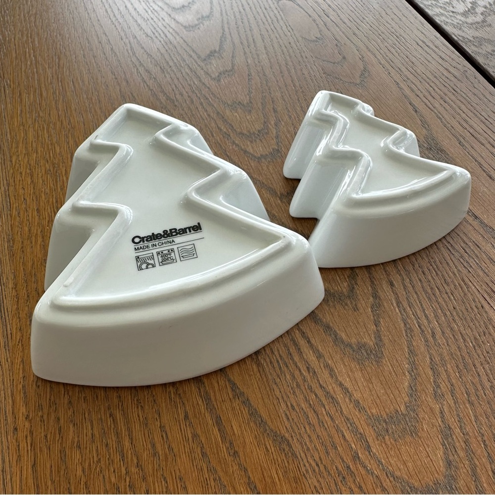 Crate&Barrel Christmas Tree Candy Bowl Dishes White Ceramic Festive Holiday - Picture 4 of 6
